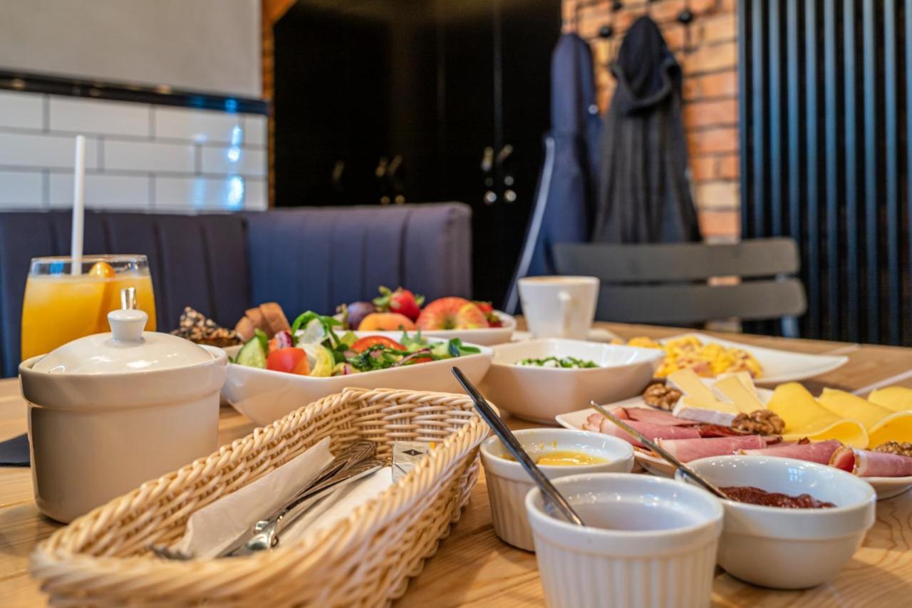 Cinema Apartments 포즈난 외부 사진